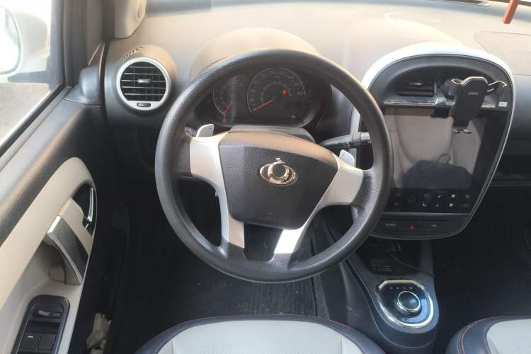 Used Geely Auto Panda Classic 2016 1.0L IMT Cool Fun Edition
