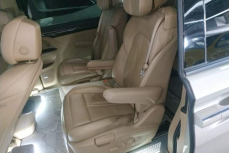 Used Buick GL8 2017 ES 28T Flagship Model China V Standard Left Rear Seat