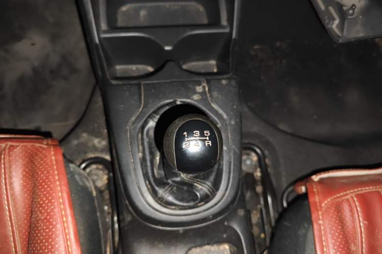 Used Honda Fit 2014 1.5L LX Manual Comfort Model
