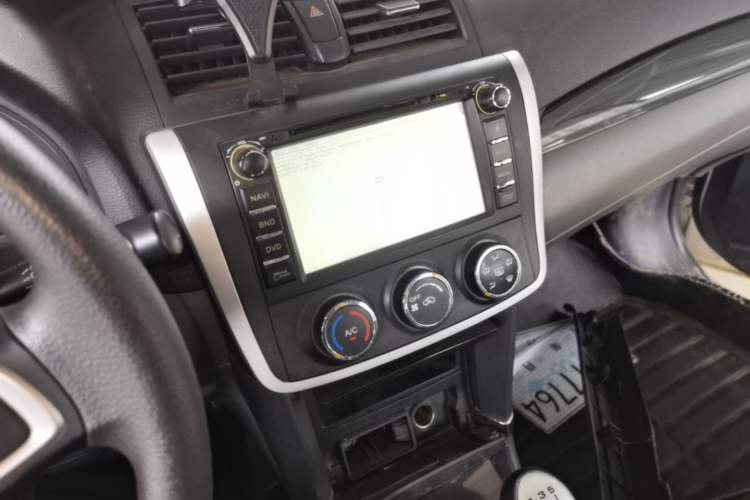 Used Zotye Z300 2014 1.5L Value Edition Manual Elite Model
