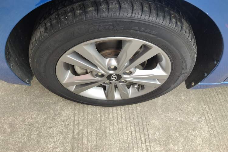 Used Hyundai Elantra (6th Generation / Lingdong) 2016 1.6L Manual ZhiXuan · Dynamic Model Exterior 7