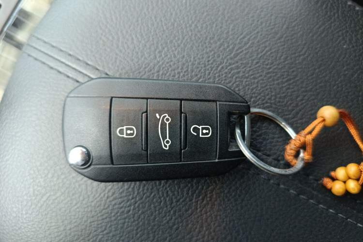 Used Peugeot 3008 2015 1.6THP Automatic Prestige Edition