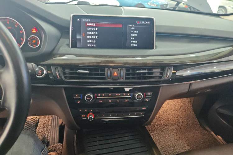 Used BMW X5 2018 xDrive35i Elegant Edition Audio And AC Panel