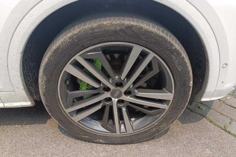 Used Audi Q5L 2020 45 TFSI Prestige Fashion Model Right Front Wheel Hub