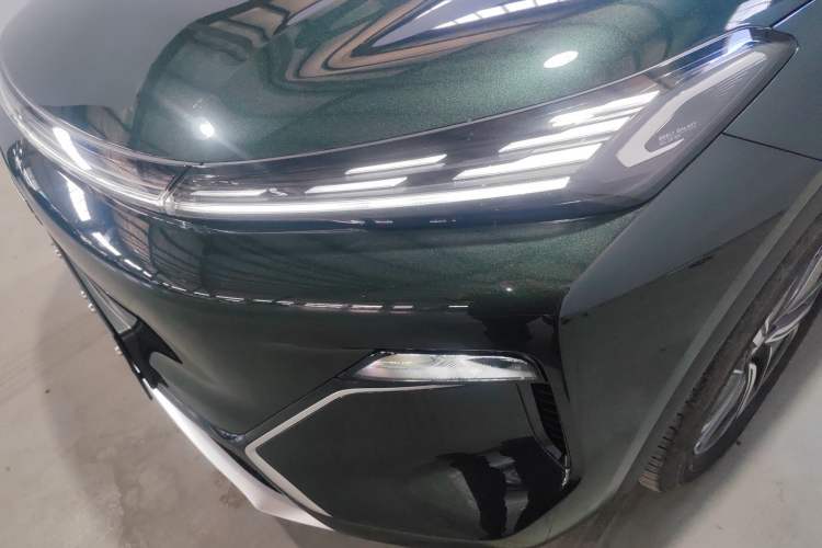 Used Geely Galaxy Xingjian 7 EM-i 2025 120km Launch+ Version
