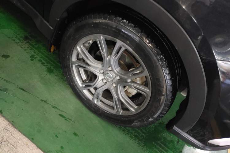 Used Dongfeng Fengon 580Pro 2020 280TGDI CVT Smart Edition Right Front Wheel Hub