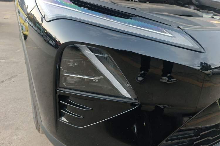 Used Wuling Xingguang S 2025 Model, 130km High-Power Flagship Edition Right Front Headlight