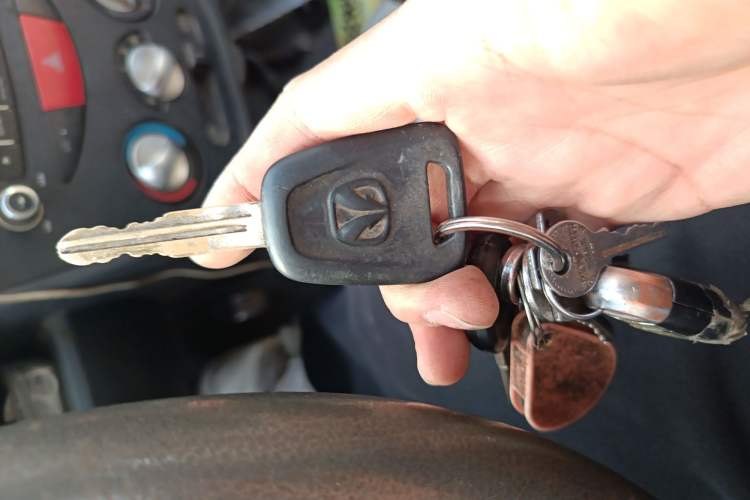 Used BAIC Weiwang 306 2011 1.3L base model 7 seats
