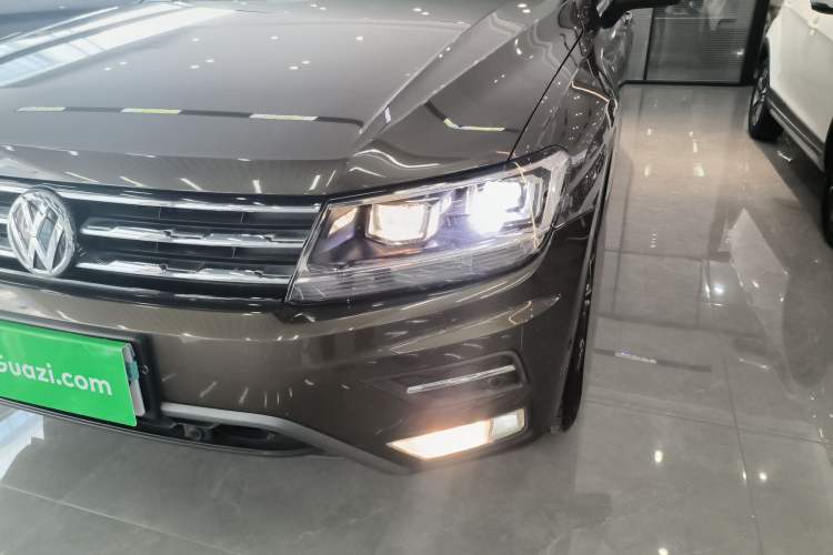 Used Volkswagen Tiguan L 2019 330TSI Automatic Two-Wheel Drive Smart Luxury Version China V Emission Standard