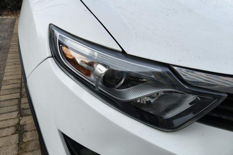 Used Soueast DX7 2017 1.5T Manual Triumph Edition
