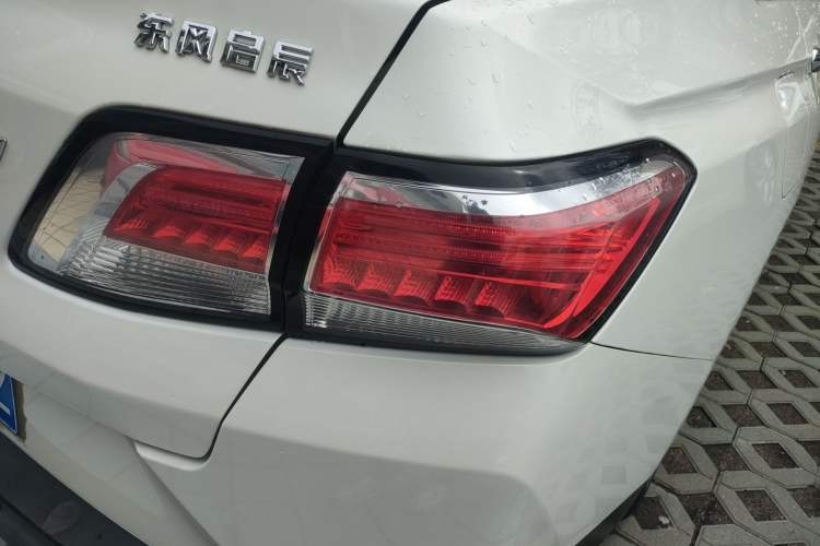 Used Venucia D60 2020 1.6L Entry Manual Comfort Edition
