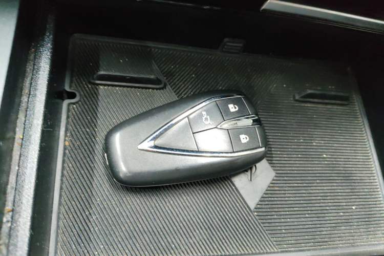 Used CHANGAN CS75 PLUS 2023 3rd Generation 1.5T Automatic Prestige Model

