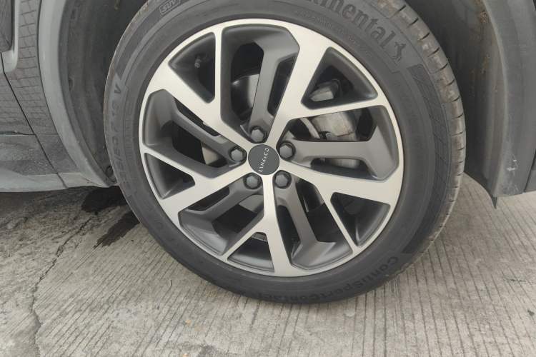 Used Lynk & Co 01 EM-P 2018 1.5T PHEV JingPro National Emission Standard V Right Front Wheel Hub