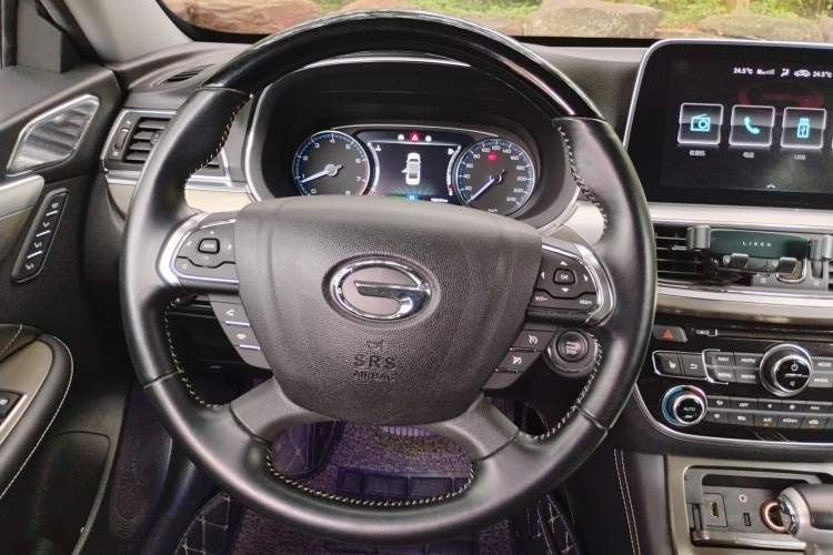 Used GAC Trumpchi GA8 2017 320T Luxury Edition Steering Wheel