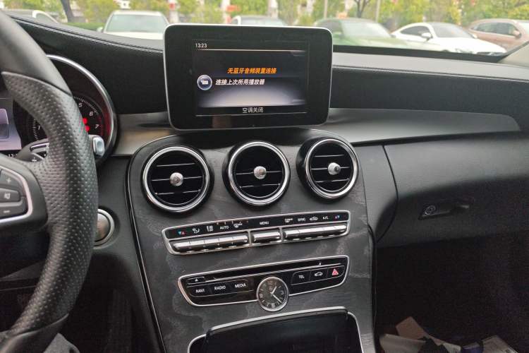 Used Mercedes-Benz C-Class 2016 C 200 L Sport Edition Audio And AC Panel