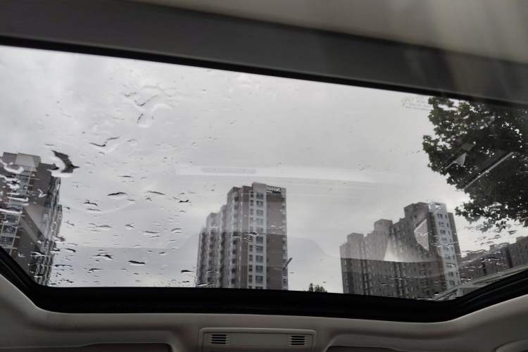 Used Volkswagen Variant 2017 380TSI Two-Wheel Drive Comfort Edition
