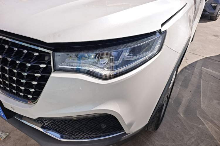 Used Zotye T700 2017 1.8T Manual Luxury Model
