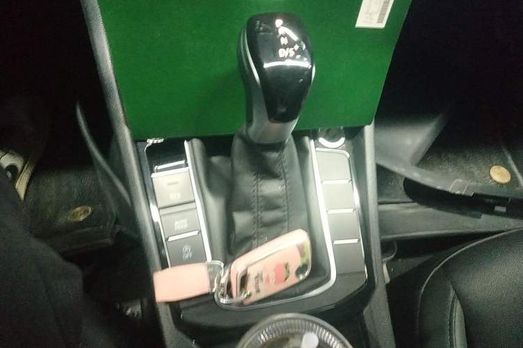 Used Volkswagen Sagitar 2021 280TSI DSG Excellence Edition
