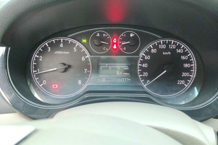 Used Nissan Tiida 2011 1.6L Manual Smart Version Instrument Cluster