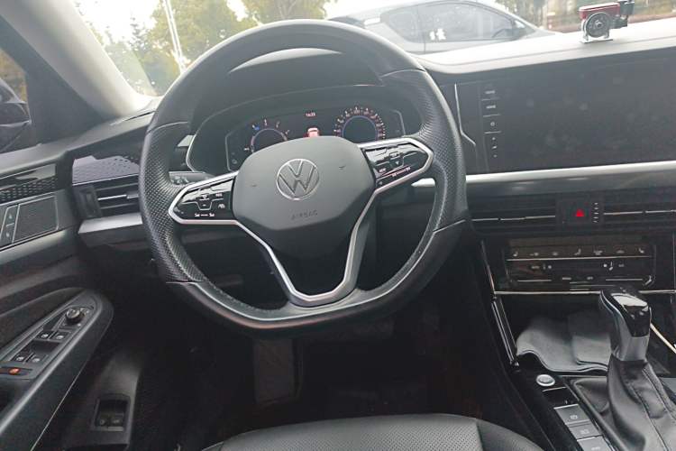 Used Volkswagen Passat New Energy 2022 430 PHEV Hybrid Luxury Edition Steering Wheel