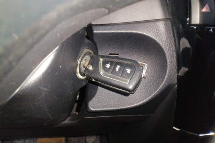 Used Toyota Corolla 2014 1.6L CVT GL
