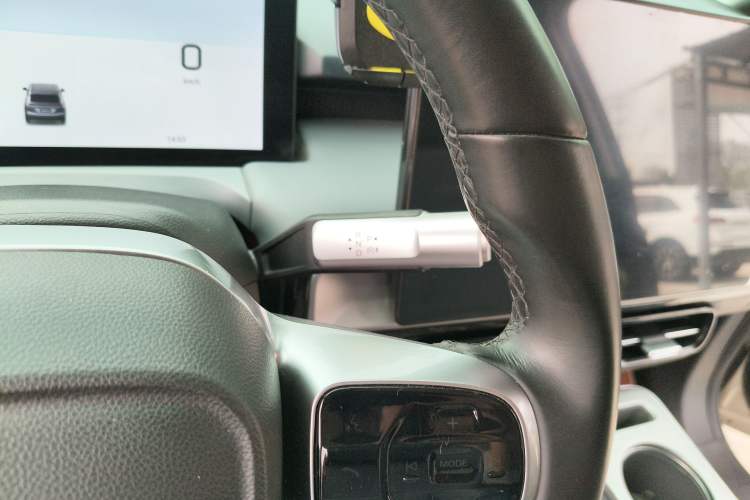 Used AION Y 2023 Younger Star Edition Gear Lever