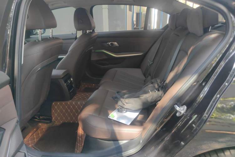 Ojetý BMW 3 Series 2023 325Li xDrive M Sport Package