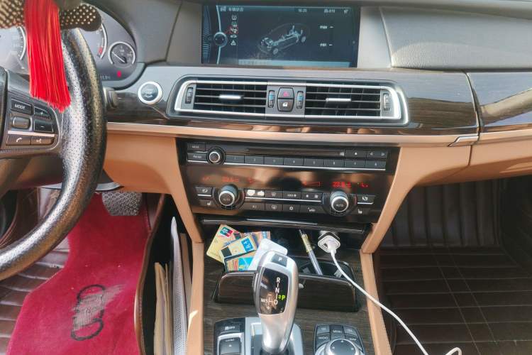 Used BMW 7 Series 2011 730Li Elegant Model Audio And AC Panel