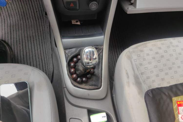 Used Baojun 630 2013 1.5L manual standard version