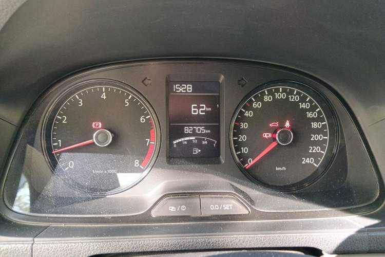 Used Volkswagen Lavida 2013 Revised Classic 1.6L Manual Fashion Edition
