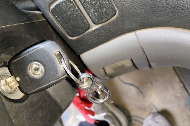 Used FORTHING Lingzhi 2014 M3 1.6L 7-seater Standard Model
