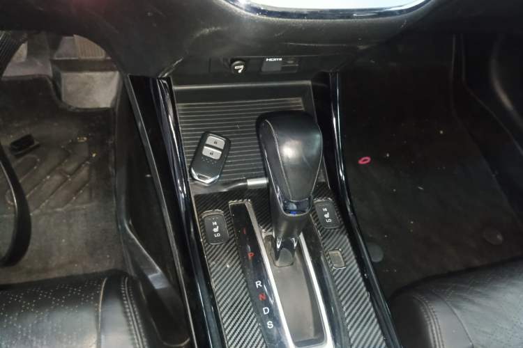 Used Honda Jade 2017 210 TURBO CVT Luxury Edition 5 Seats
