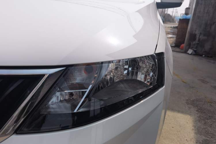 Used Skoda Rapid Spaceback 2018 1.6L Automatic Standard Edition