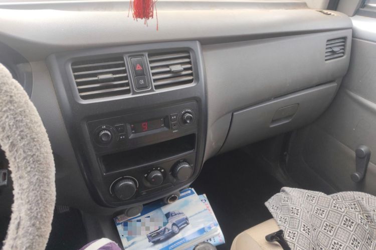 Used Wuling Rongguang V 2015 1.2L Practical Model Audio And AC Panel