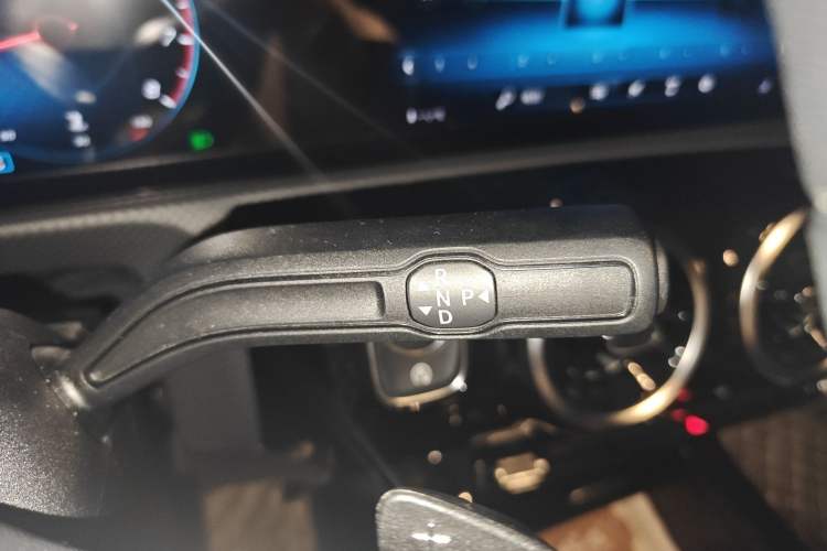 Used Mercedes-Benz A-Class 2021 Restyled A 180 L Sport Sedan Gear Lever