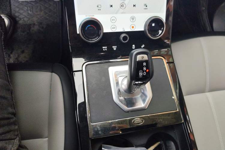 Used Land Rover Range Rover Evoque 2020 249 PS R-DYNAMIC SE Sport Technology Edition