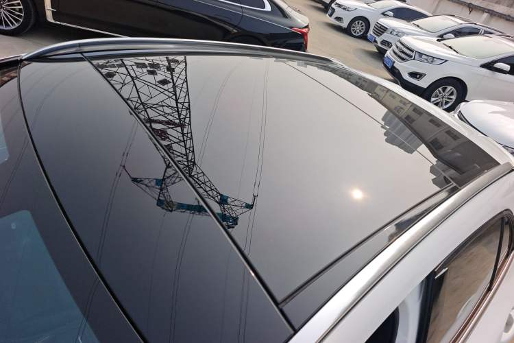 Used Mercedes-Benz GLA 2016 GLA 200 Fashion Model Roof