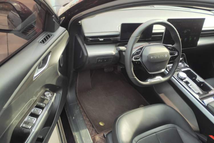 Used Wuling Xingguang 2023 150 Advanced Edition