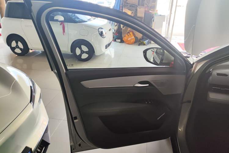 Used Bestune Yueyi 03 2025 565km Enjoy Edition
