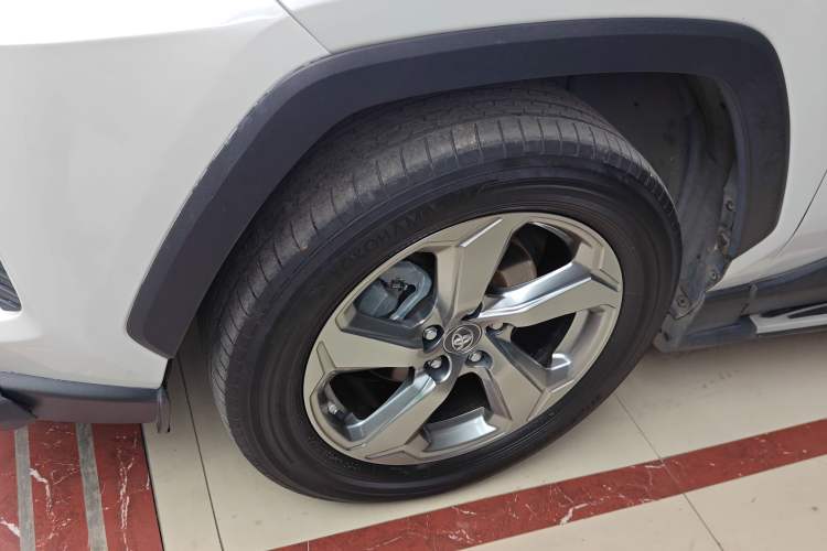 Used Toyota RAV4 2022 2.0L CVT Two-Wheel Drive Fashion Edition