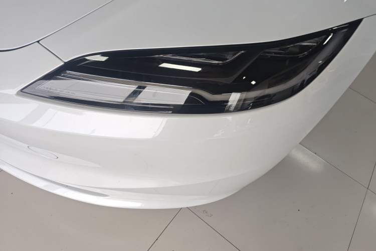 Used Tesla Model 3 2025 Rear-Wheel-Drive Version