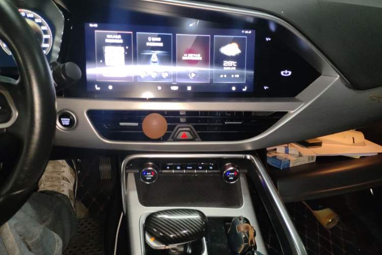 Used Geely Auto Monjaro New Energy 2021 ePro Lanxinger Pure Electric Range 56 km Audio And AC Panel