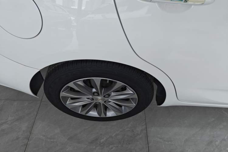 Used Chevrolet Monza 2020 320 Automatic Enjoyment Edition