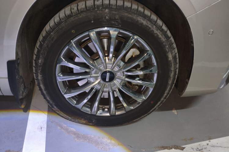 Used Wey Gaoshan 2025 Four-Wheel Drive Alpine 8
