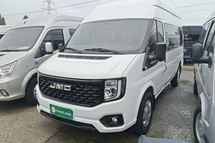 Used JMC Fushun 2023 2.0T Manual Mid-Drive Mid-Roof Commercial Multi-Purpose 7-Seater Passenger Vehicle