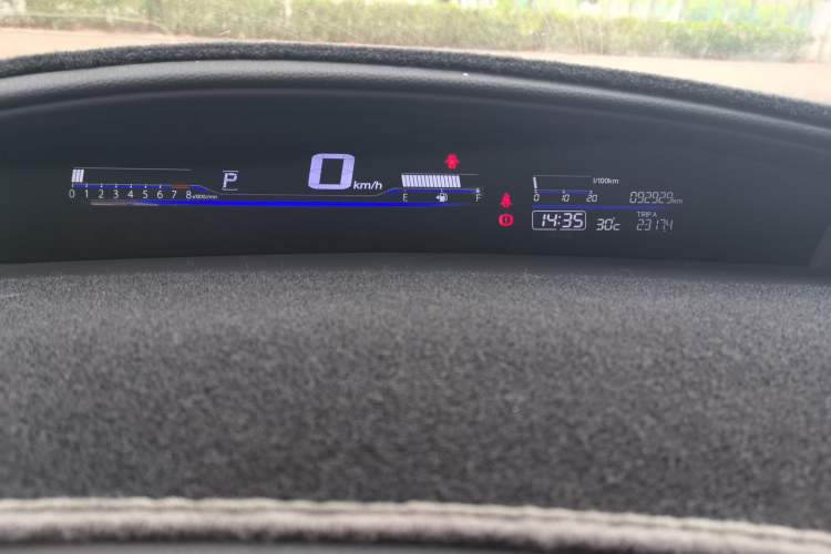 Used Honda Jade 2017 1.8L automatic Comfort version 5 seats Instrument Cluster