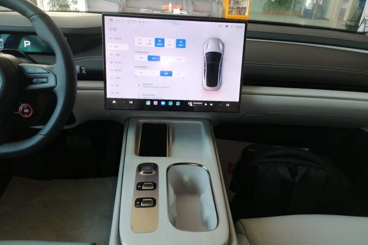 Used Xiaomi Auto SU7 2024 Rear-Drive Long-Range Intelligent Driving Version Audio And AC Panel