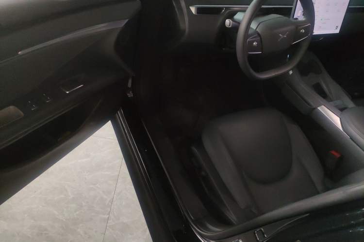 Used XPeng MONA M03 2024 620 with Ultra-Long Range Driver Seat