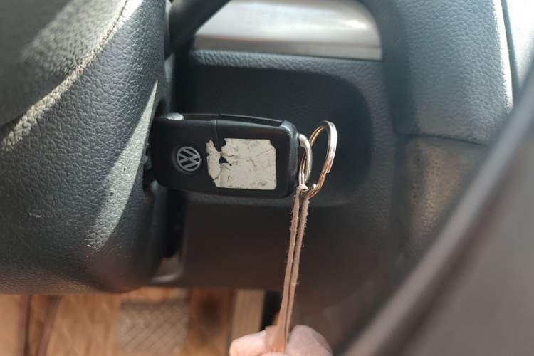 Used Volkswagen Golf 2012 1.6L Automatic Fashion Model Vehicle Key