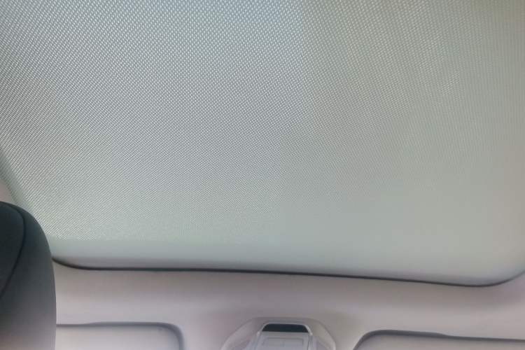 Used Geely Auto Coolray 2019 260T DCT Knight China VI Standard Headliner